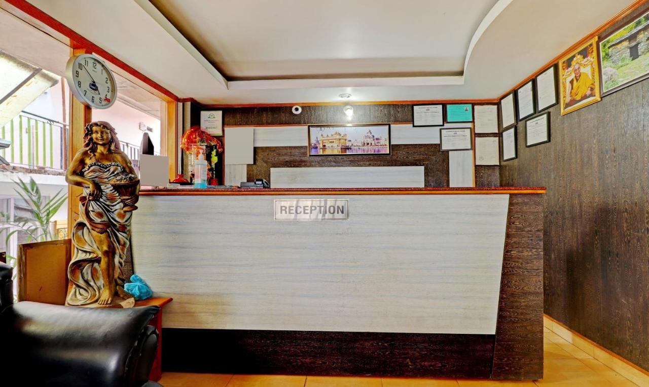 Sky Pie Hotel Дармсала Экстерьер фото