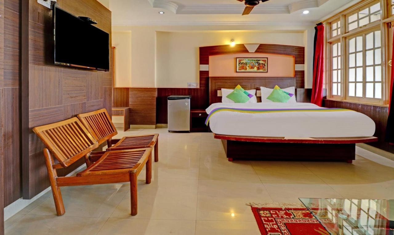 Sky Pie Hotel Дармсала Экстерьер фото