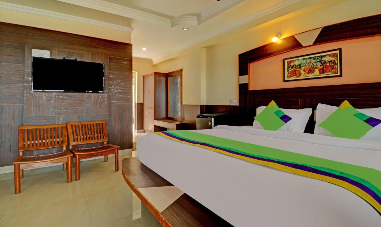 Sky Pie Hotel Дармсала Экстерьер фото