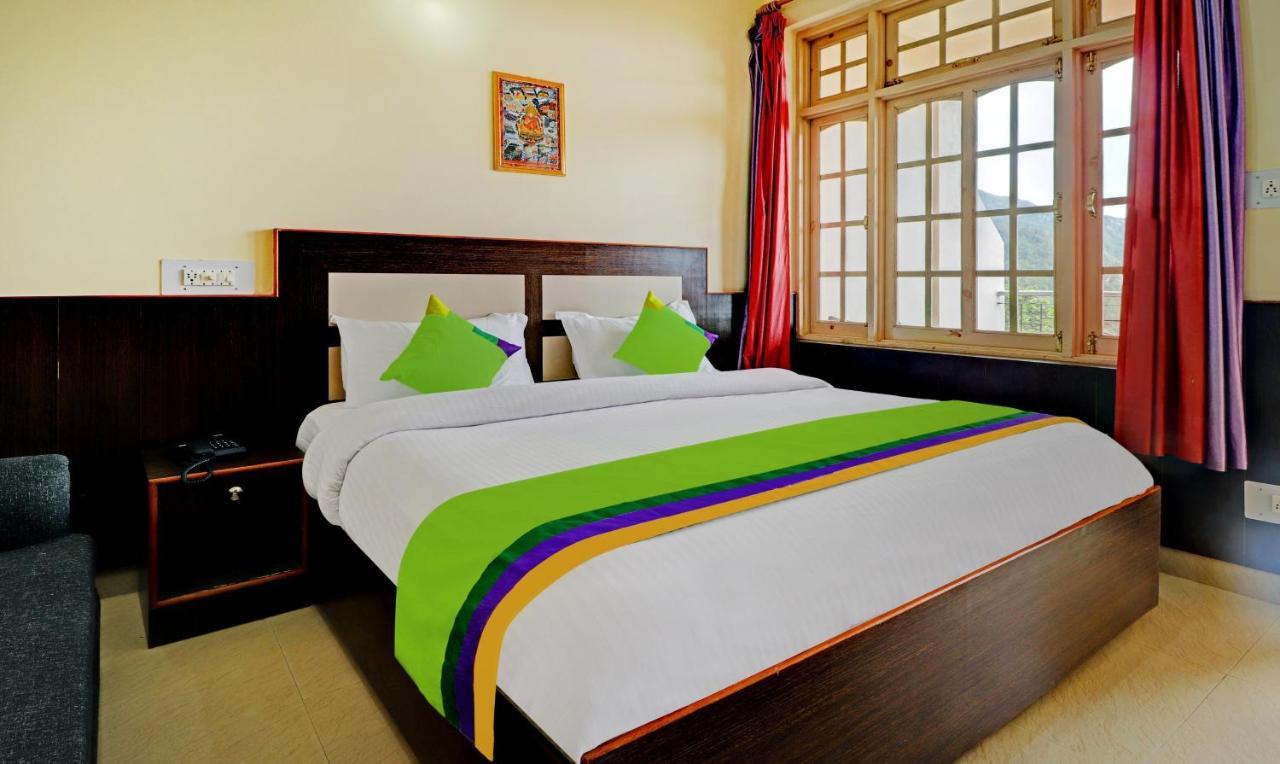 Sky Pie Hotel Дармсала Экстерьер фото